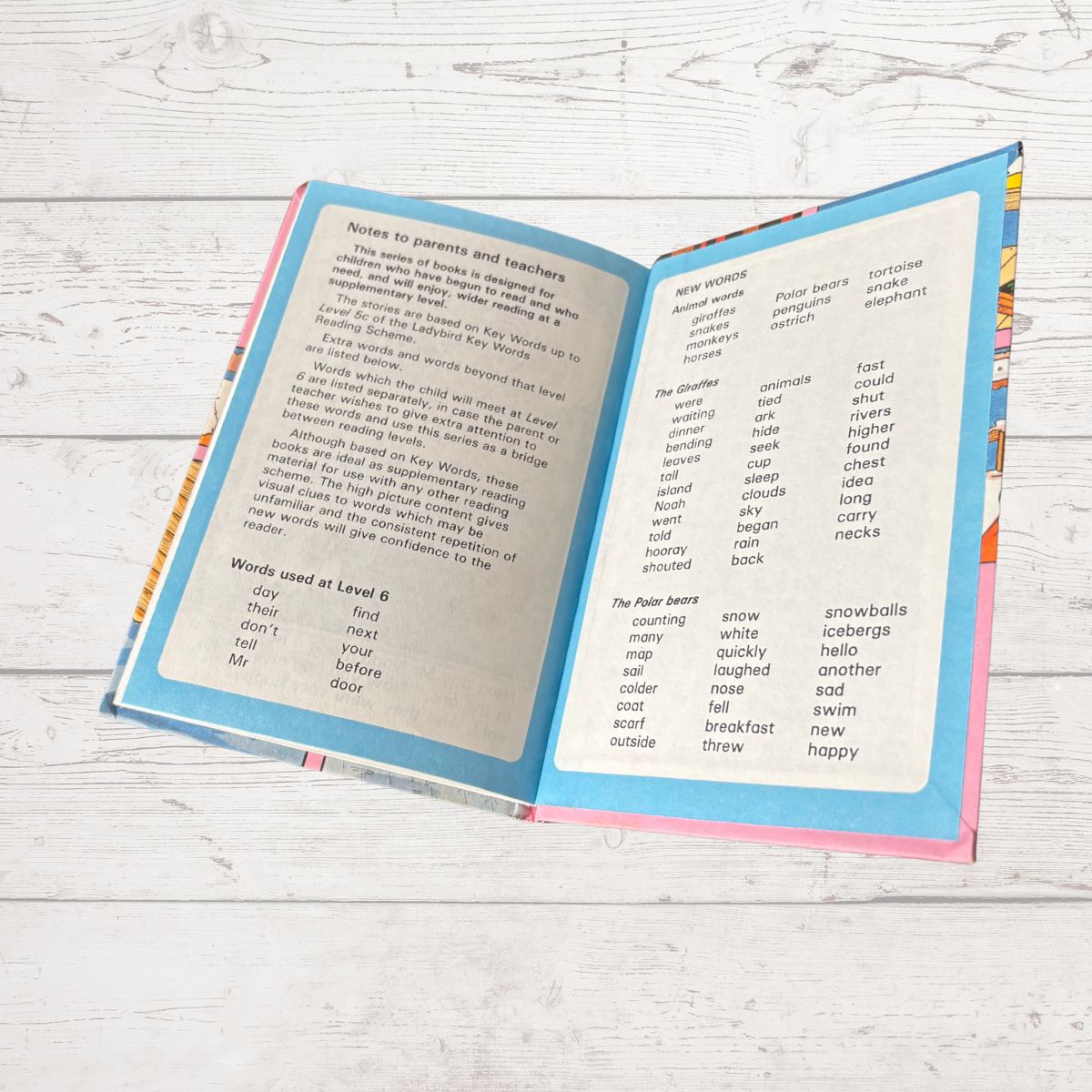 Mr. Noah’s Animals. The Giraffes and The Polar Bears. 1980s Vintage Ladybird Book. Series 815