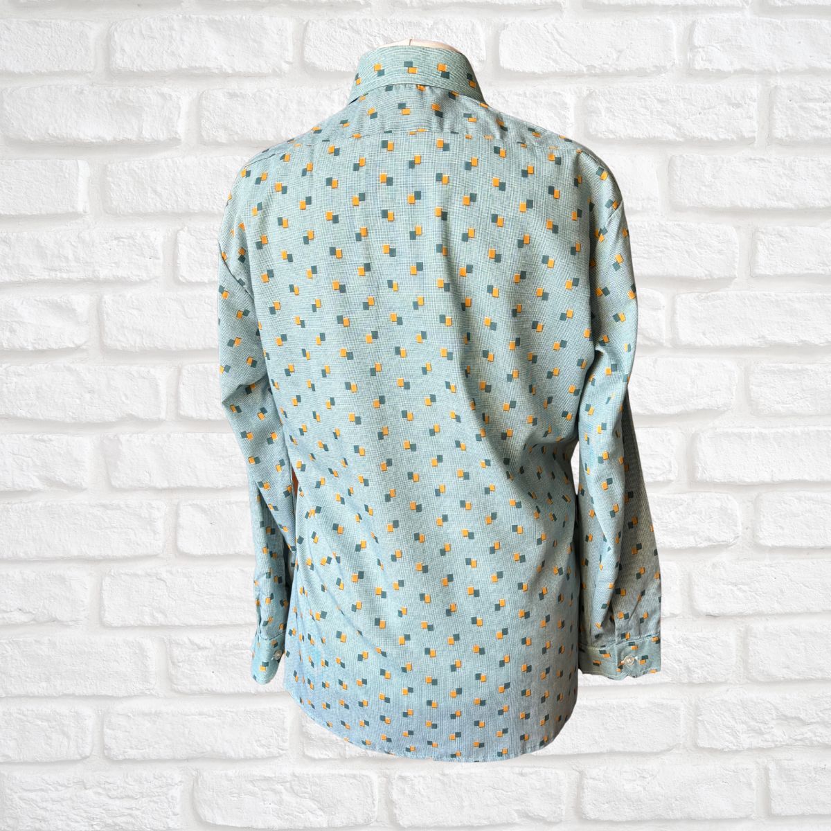 Geometric print shirt 