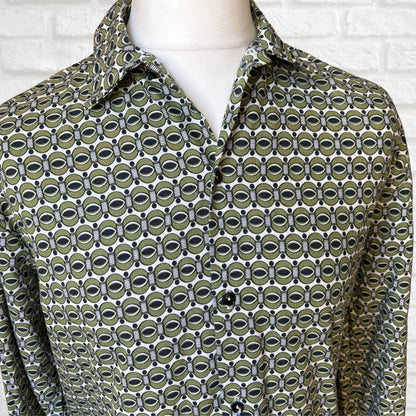 1970s Green, Black and White Geometric Print Cotton Vintage Shirt. Approx UK size L-XL (men  ) 18-20( women)
