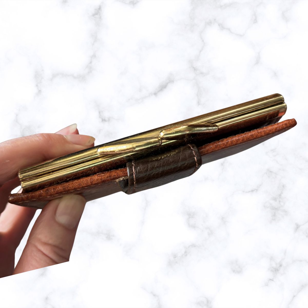 Vintage Textured Two Tone Brown Leather Clasp Top Purse/Wallet - Stylish and Practical