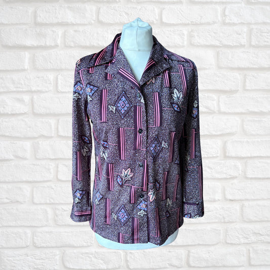 Vintage 70s Geometric Floral Print Purple Shirt with Dagger Collar.Approx UK size 8-10