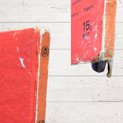 Smoke and Fluff. A Ladybird Book. Vintage 1970s hardback book. Series 401