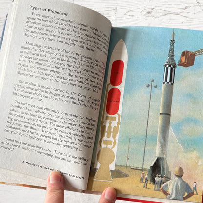 Vintage 1970s ladybird book, How it Works, The Rocket. Series 654