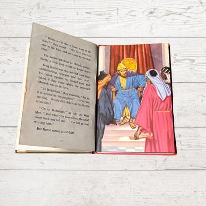 Vintage 1970s ladybird book, The Little Lord Jesus. Series 522