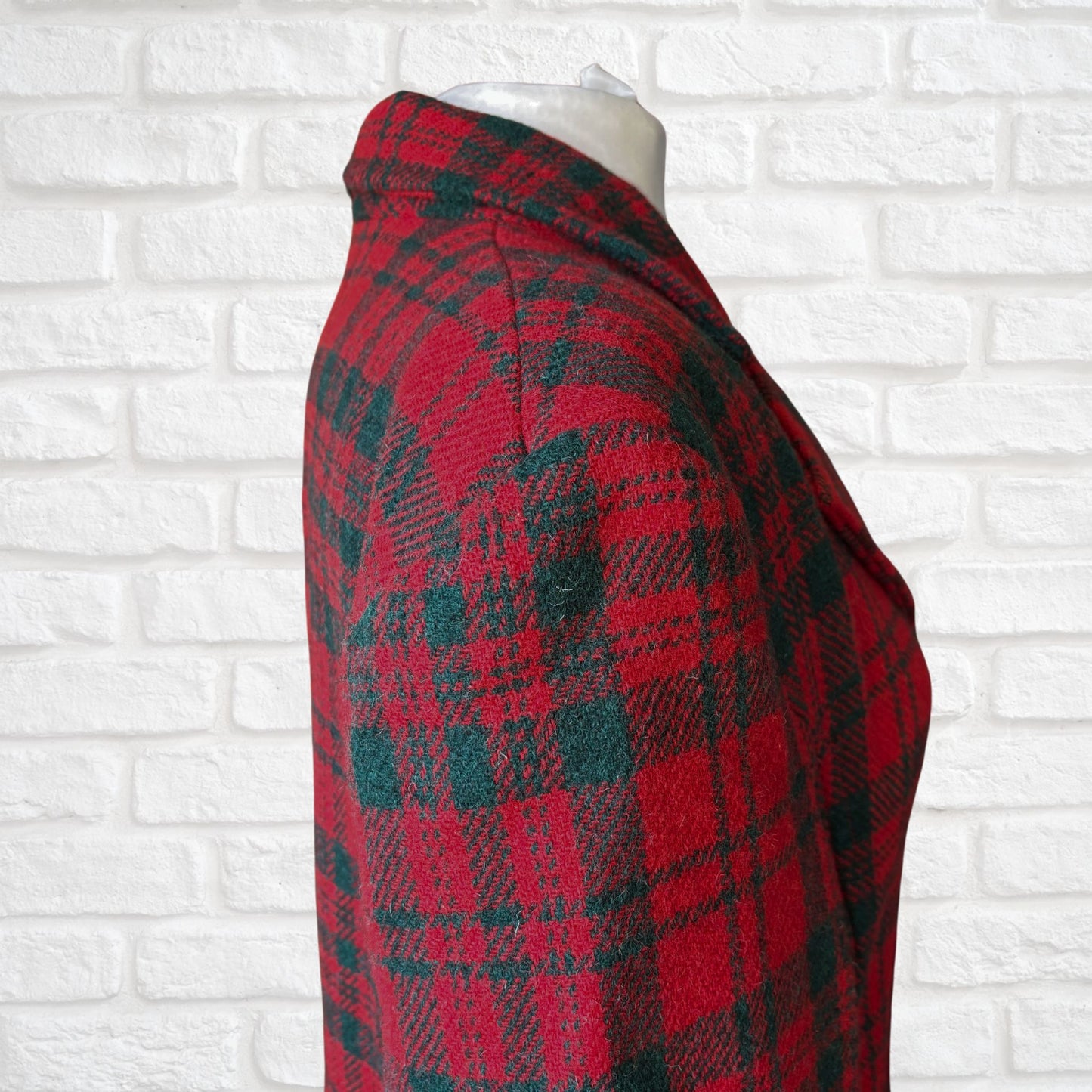 Vintage 1990s Red and Green Checked Maxi Length Wool Coat. Approx UK size 16-18 (w) Large (m)