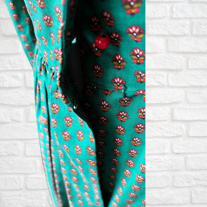 Vintage Green and Red Cotton Dirndl Dress with long lace trimmed sleeves. Approx UK size 8-10