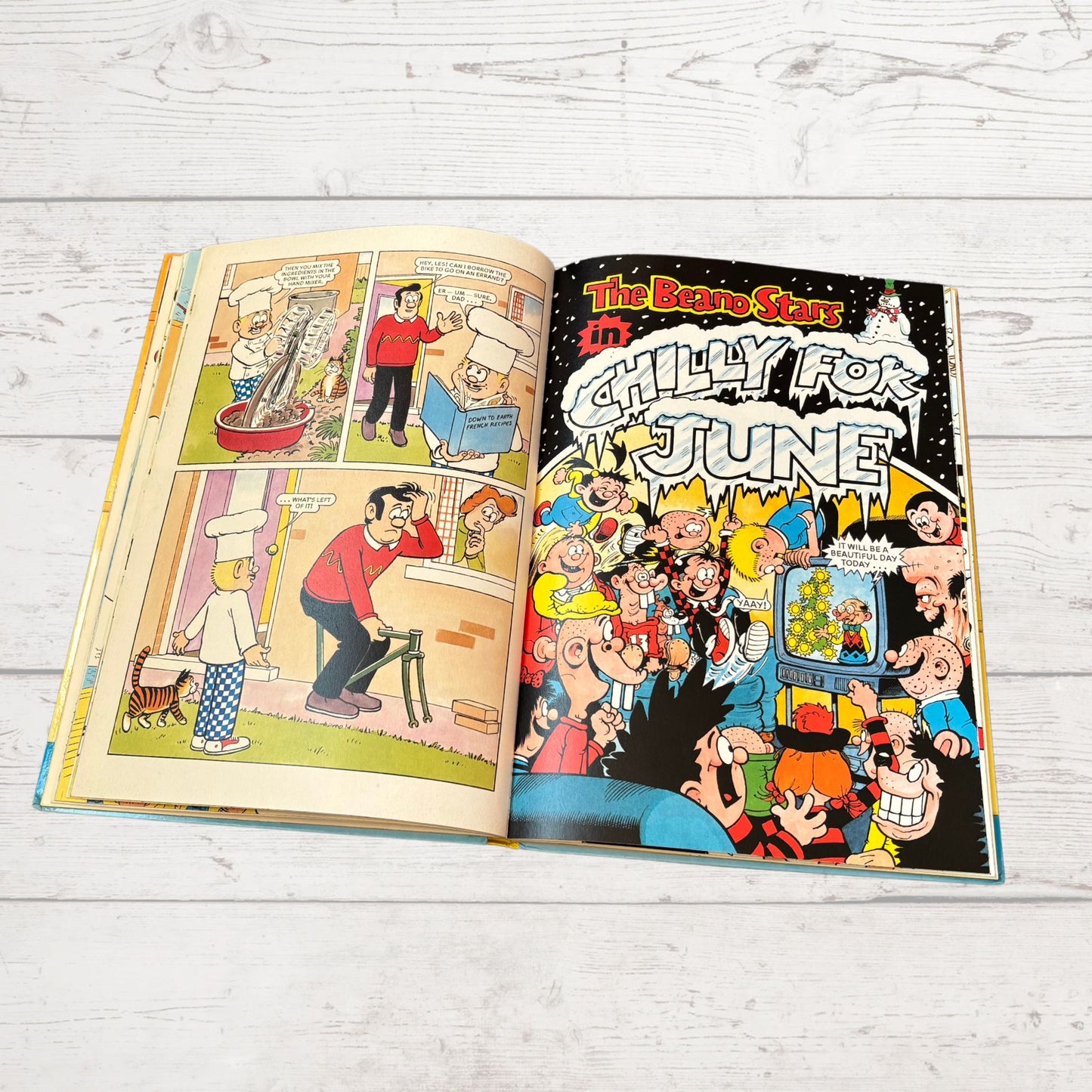 Vintage Beano Annual 1998 . Classic Comic Strips for Nostalgic Reading & Collecting. Great gift  idea.