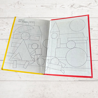 Shapes.Vintage Early Learning Ladybird Book. 1978 Edition. Series 563