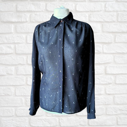 Black and White Semi-Sheer Long Sleeved Vintage Shirt. Approx UK size 18-22