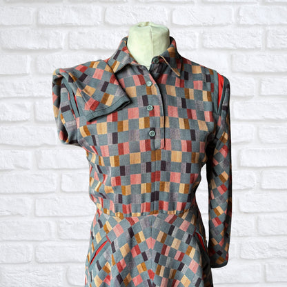 Timeless 80s Vintage Fit and Flare Checked Midi Dress. Approx UK size 12-14