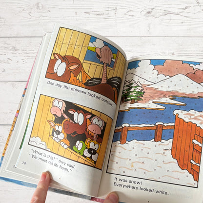 Mr. Noah’s Animals. The Giraffes and The Polar Bears. 1980s Vintage Ladybird Book. Series 815