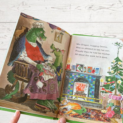 Dennis the Dragon. 1980s Vintage Ladybird Book. Series 401. Great gift idea