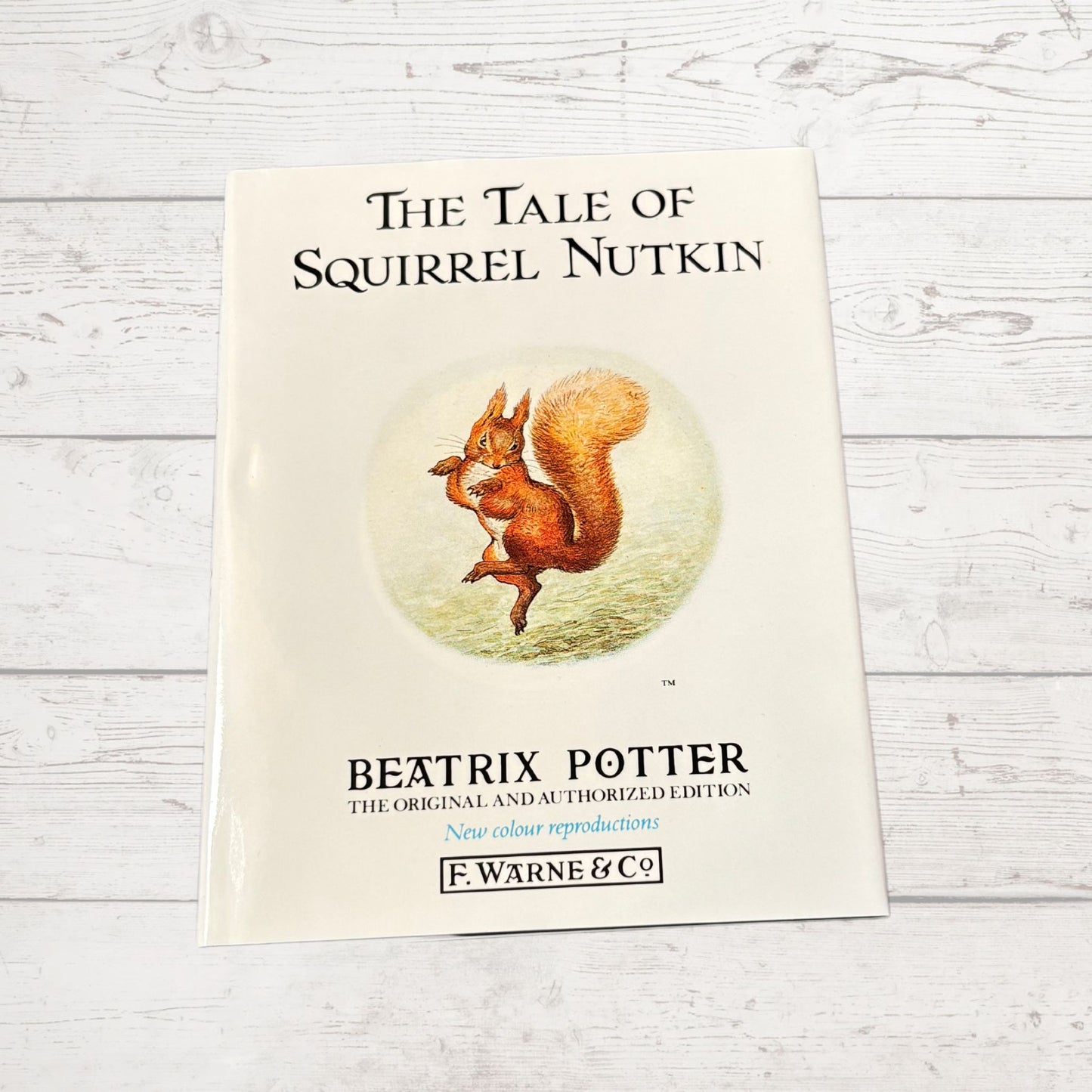 The Tale of Squirrel Nutkin. Vintage Beatrix Potter Book. 1989 edition. Great Gift Idea