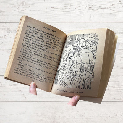 Oliver Twist by Charles Dickens. Illustrated Classics Editions Vintage Book. Nostalgic gift idea