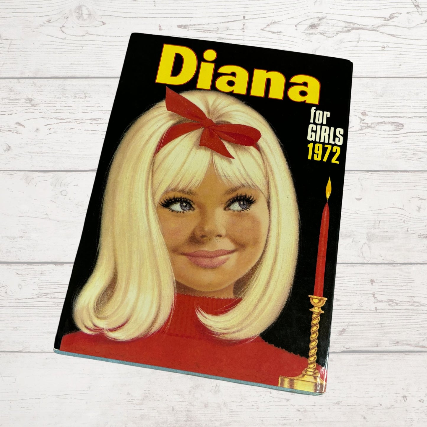 Vintage Diana Annual 1972, full of fiction, fashion, fun and nostalgia. Great gift idea