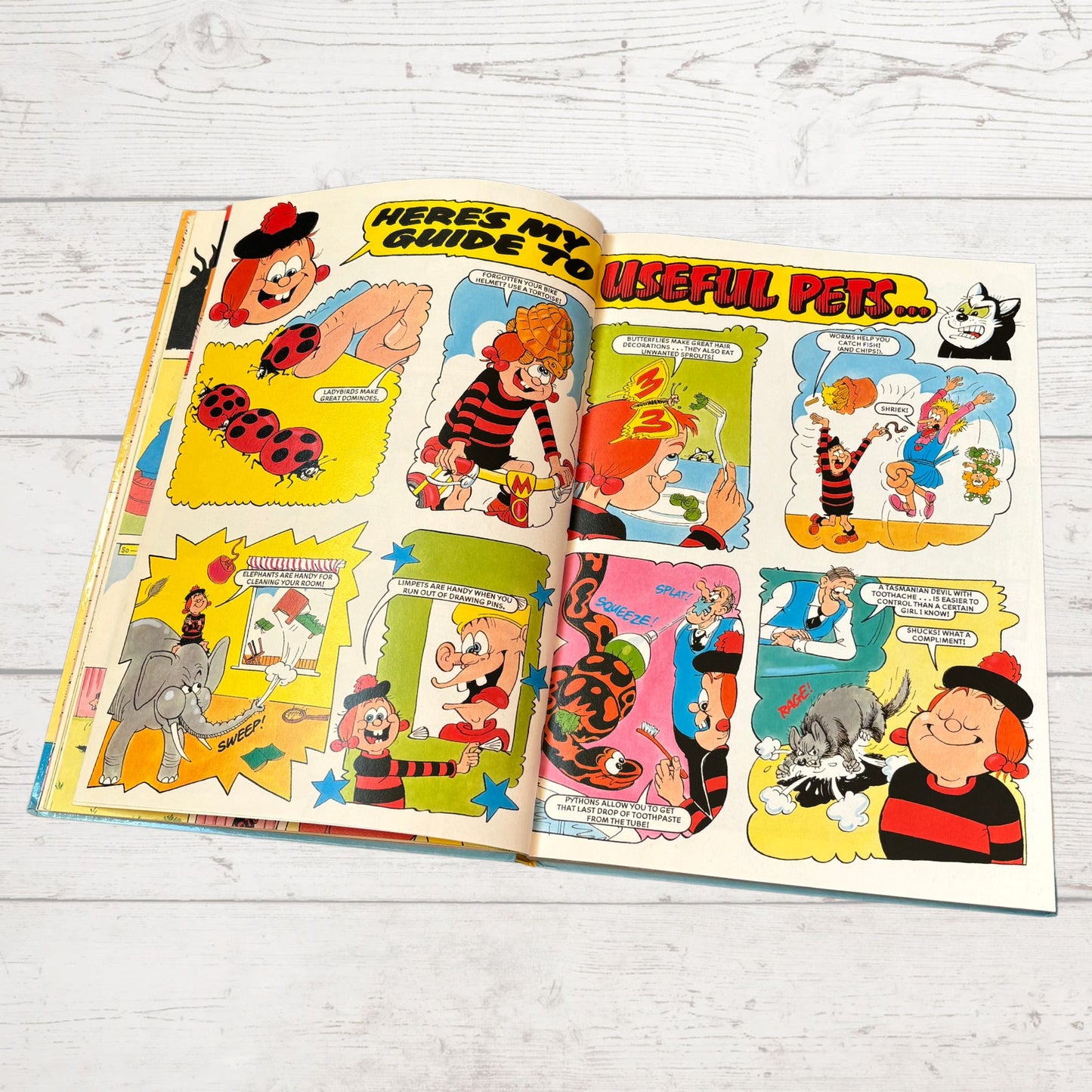 Vintage Beano Annual 1998 . Classic Comic Strips for Nostalgic Reading & Collecting. Great gift  idea.