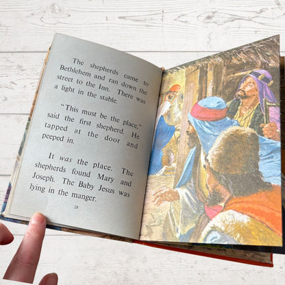 Baby Jesus. Vintage 1970s ladybird Book. The Christmas Story.Series 606A
