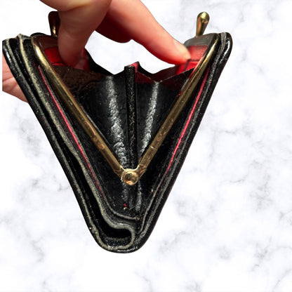 Vintage Textured Black Leather Clasp Top Purse/Wallet - Stylish and Practical