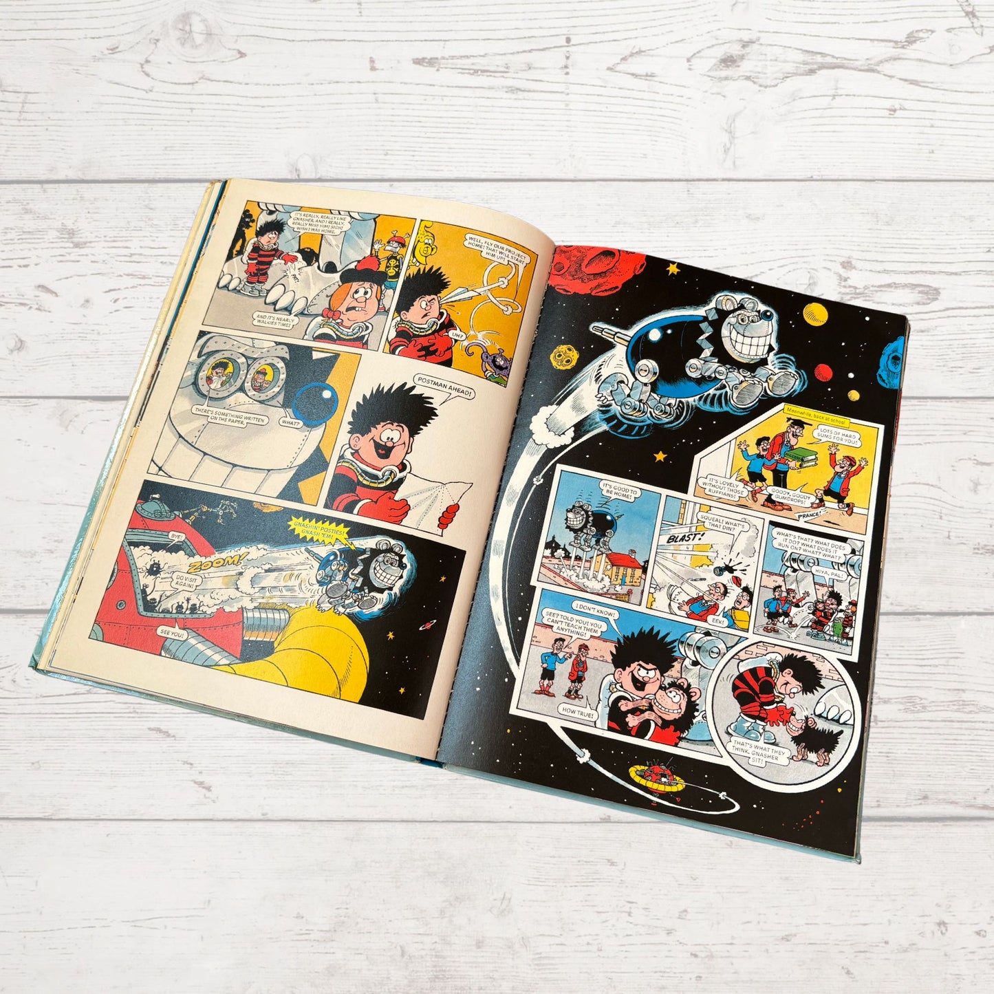 Vintage Beano Annual 1997. Classic Comic Strips for Nostalgic Reading & Collecting. Great gift idea.