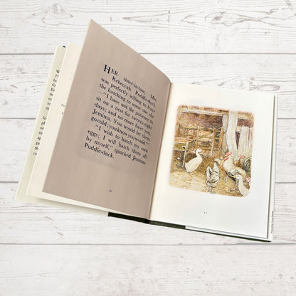 The Tale of Jemima Puddle Duck .Vintage Beatrix Potter Book. 1989 edition. Great Gift Idea