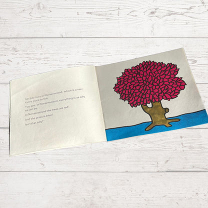 Mr. Silly by Roger Hargreaves. Original 1970s The Mr Men Book. 1972  edition