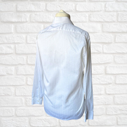 70s White Long Sleeved Cotton Vintage Shirt. Approx UK size M (men) 12 -14 (women)