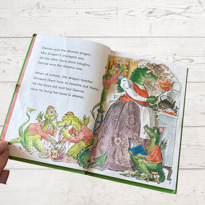 Dennis the Dragon. 1980s Vintage Ladybird Book. Series 401. Great gift idea