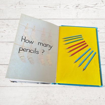 Numbers. Vintage Ladybird Learning to Read Book. 1960s. Series 563