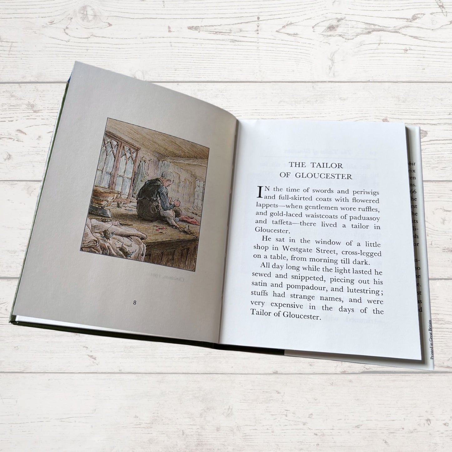 The Tailor of Gloucester. Vintage Beatrix Potter Book. 1989 edition. Great Gift Idea