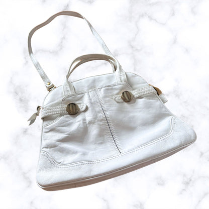 White Leather 70s Vintage Shoulder and top handle Bag by Sandix. Stylish and Secure
