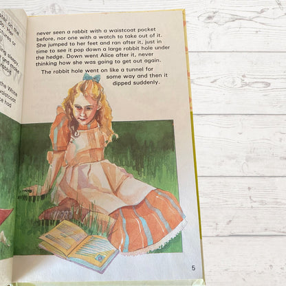 Vintage Ladybird Book - Alice in Wonderland. Ladybird Series 740 . Great gift idea