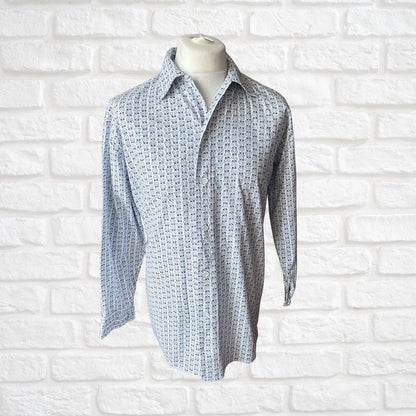 White and Blue Long Sleeved Cotton Vintage Shirt. Approx UK size L - XL( men) 16-18 (women)