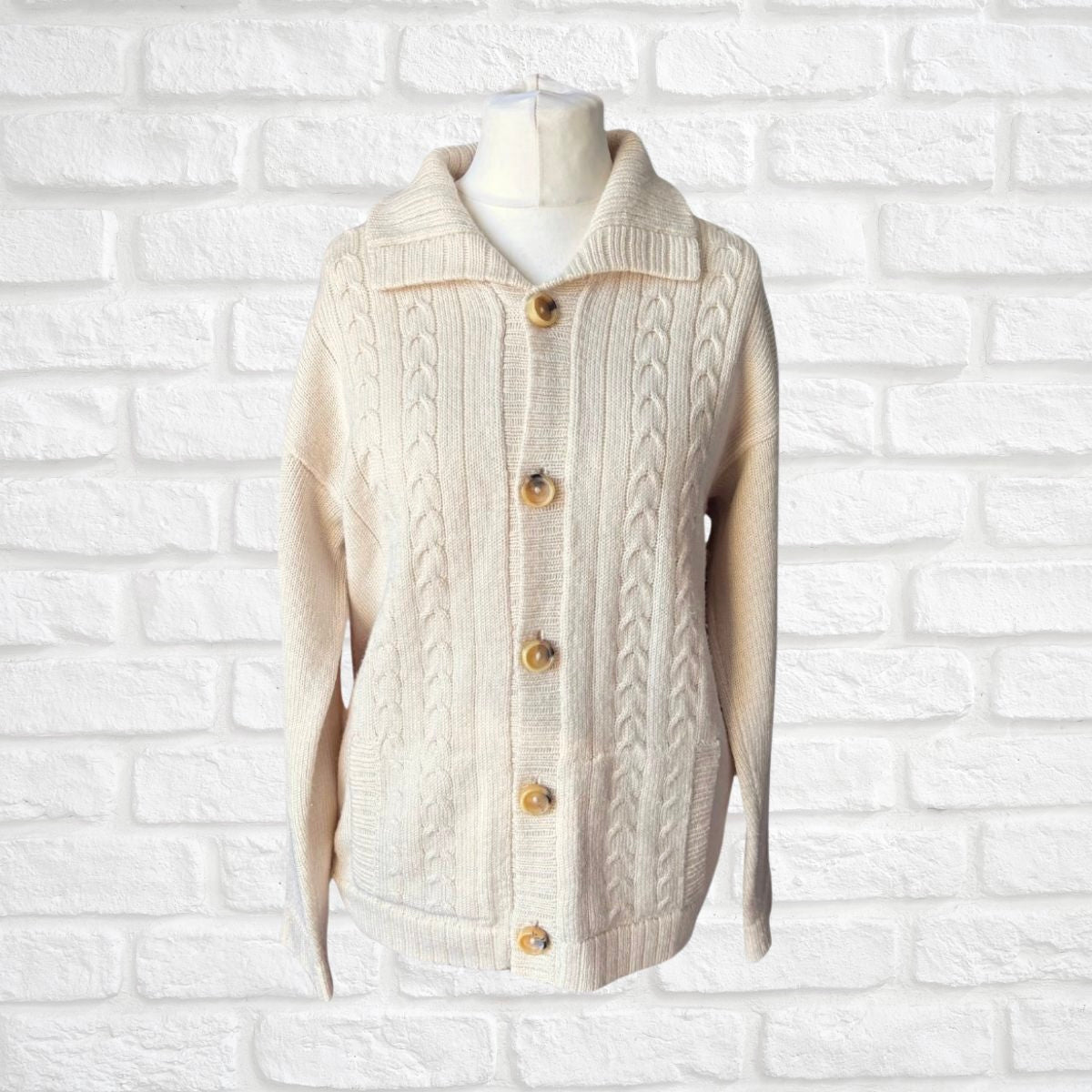 Wool vintage cream unisex cardigan with collar and faux horn buttons 