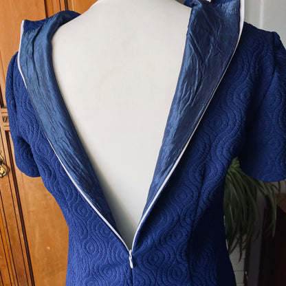 60s blue and white scooter style mini dress . Approx U.K. size  12-14