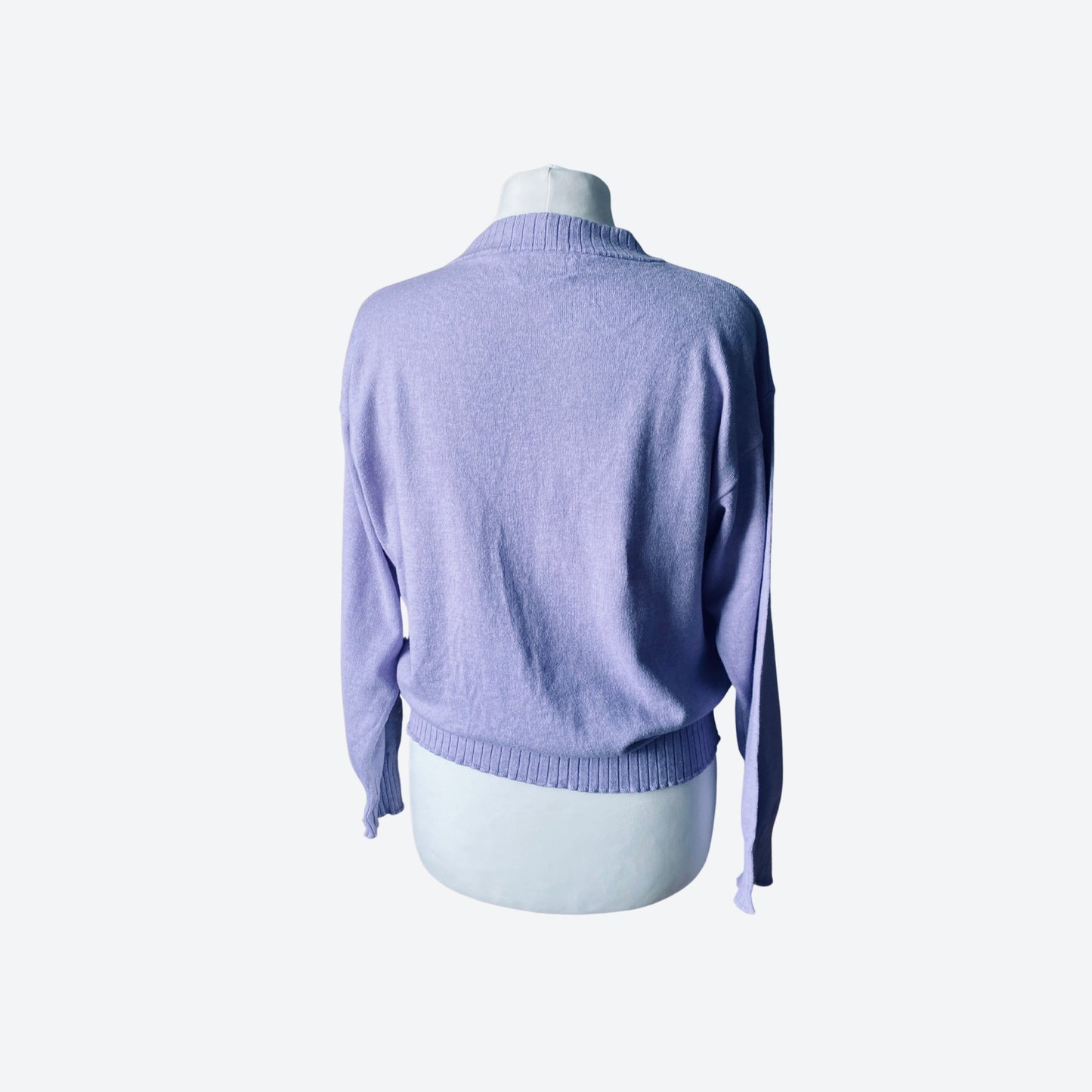 Y2K super soft,  lilac vintage Sisley jumper . Approx UK size 18-22