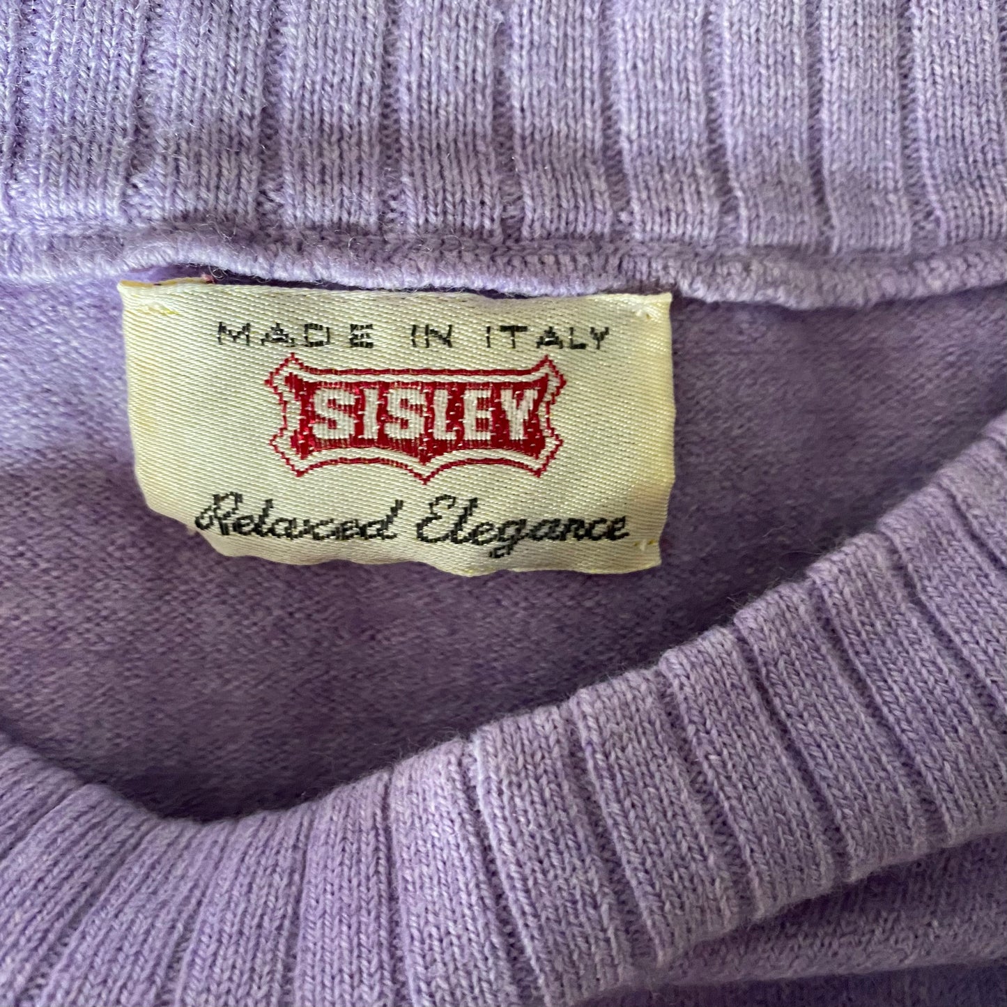 Y2K super soft,  lilac vintage Sisley jumper . Approx UK size 18-22