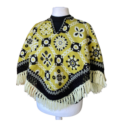 70s  green and black reversible fringed poncho/cape. Approx  U.K.  size 10 -16
