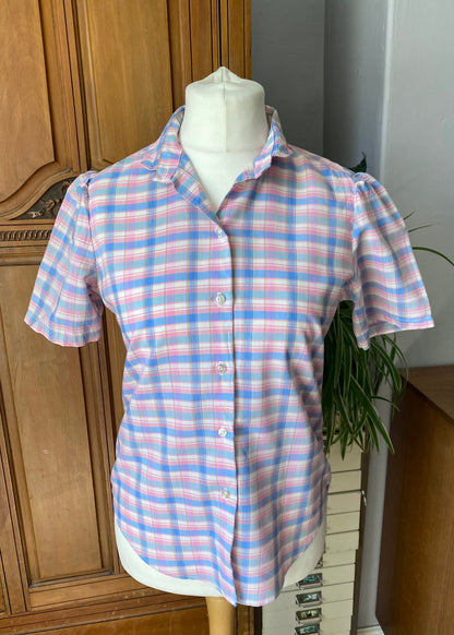 80s pink, white and blue checked blouse with Peter Pan collar. Approx U.K. size 12-14