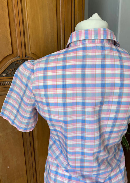 80s pink, white and blue checked blouse with Peter Pan collar. Approx U.K. size 12-14