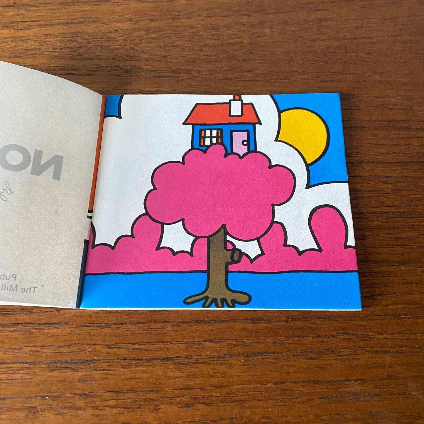 Mr. Nonsense by Roger Hargreaves. Original 1970s The Mr Men series.1978 edition. Great gift idea